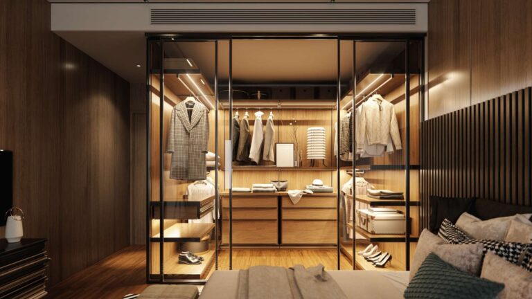 Walk-in Closet